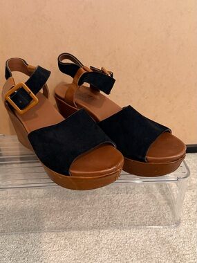 Kork-Ease Black and Brown Suede Wedge Sandals with Buckle